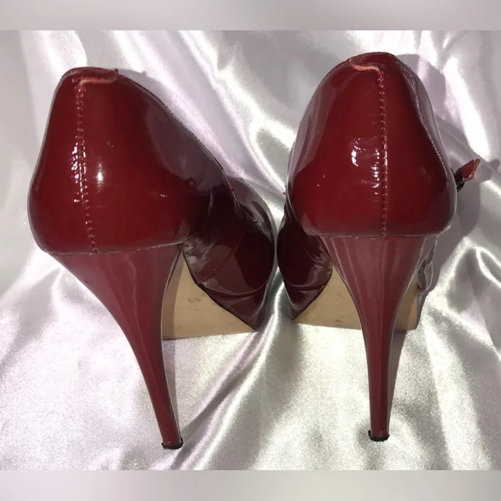 Steve Madden Cougarr Red Patent Leather Platform Mary Jane Stilettos, 9